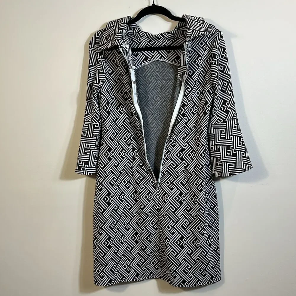 Tyler Boe NWT Knee Length Geometric Print Belle Sleeve Knee Length Dress Small